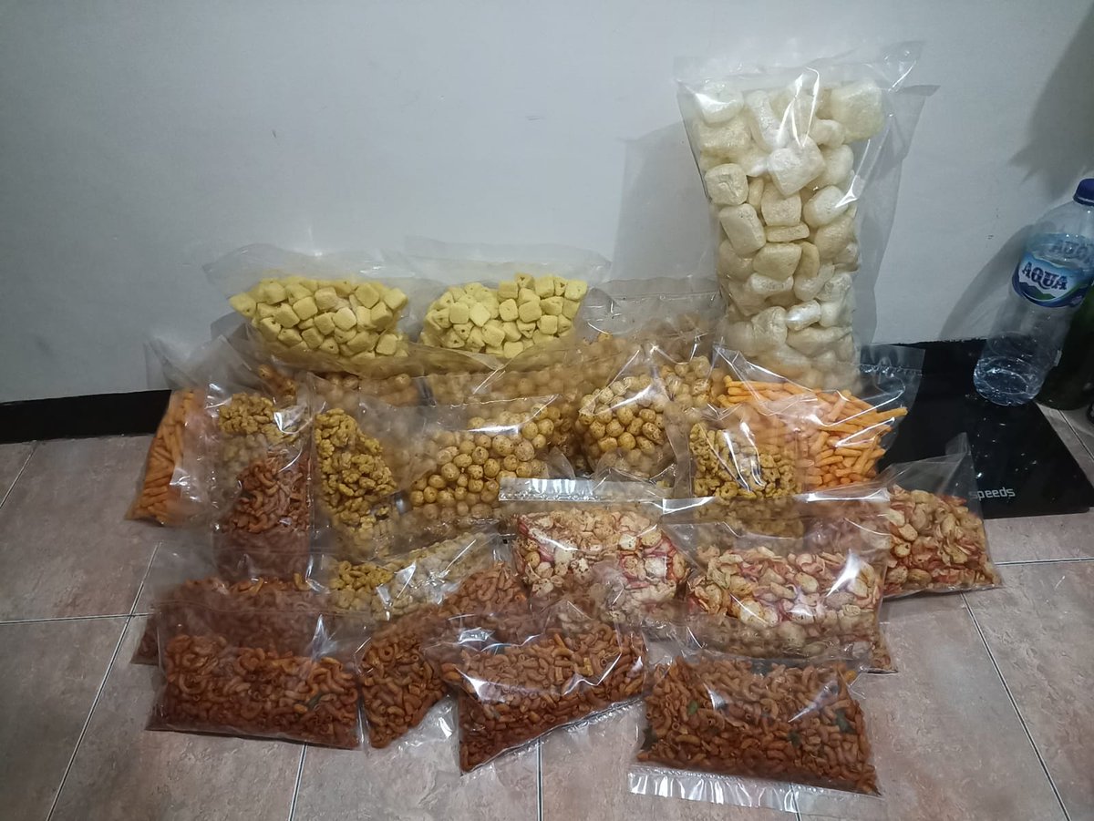 MitjinSnack's tweet photo. njajan yok njajan~
ready stock:
kripca
makroni
ribut
cimol pedas
krupuk seblak
💰start 15.000
loc.blimbing
@infomalang #pasarmingguinfomalang https://t.co/GYpIb2wx4z