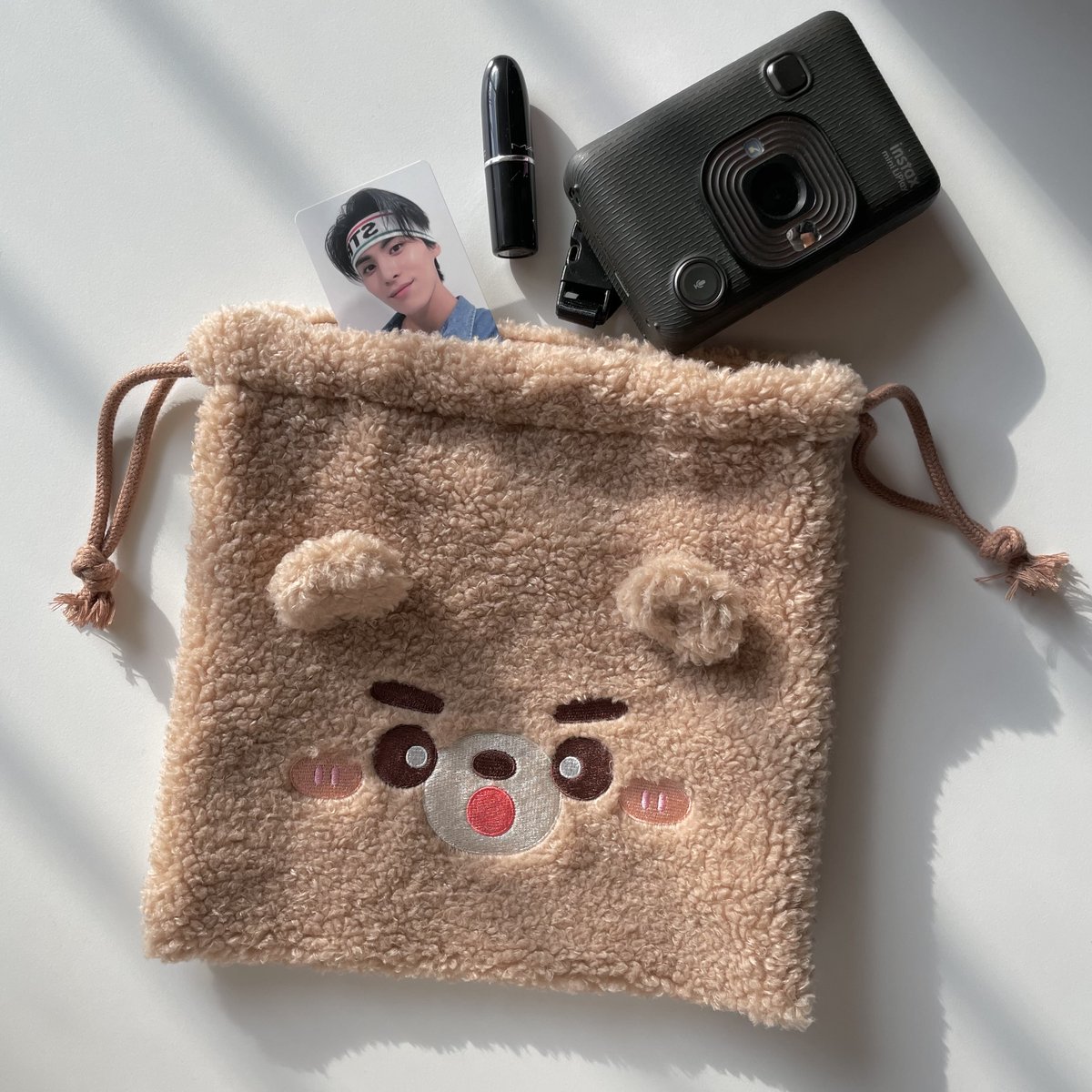 to_taeyami's tweet photo. 🧸태야미 뽀글이 파우치 재고 통판폼🧸

#RT 추첨 한 분께 뽀글이 파우치를 보내드려요!

🗓 2.20 14:00 ~ 2.23 22:00
https://t.co/NqtJPHFzQa

모든 수익금은 유태양 이름으로 결식아동과 취약계층 여성 후원에 쓰일 예정입니다. 자세한 사항은 폼을 참고해주세요!💚
#SF9 #유태양 #YOOTAEYANG https://t.co/cpzlFsbHZT