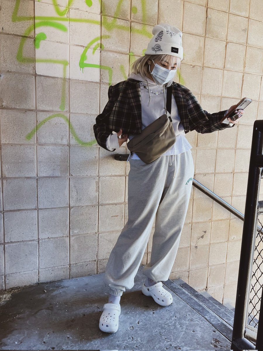 Give topaz the crocs please #ArtinyOOTD
#ATEEZfanart #ATEEZ #HONGJOONG #WOOYOUNG #에이티즈 #홍중 #우영