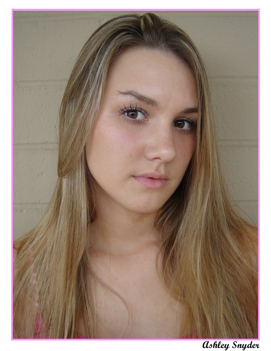 Chroma_Studios's tweet photo. ASHLEY SNYDER – Last Seen July 4, 2009.  Footage of her Audition/Murder was discovered in an abandoned mannequin warehouse outside Dallas, TX. THE KILLER HAS NEVER BEEN CAUGHT
#horror #horrorfam #Truecrime #horrorfilms #horrorfamily

SEE TERROR FOR REAL
https://t.co/XTRXwJe1TU https://t.co/u26w5QHz52