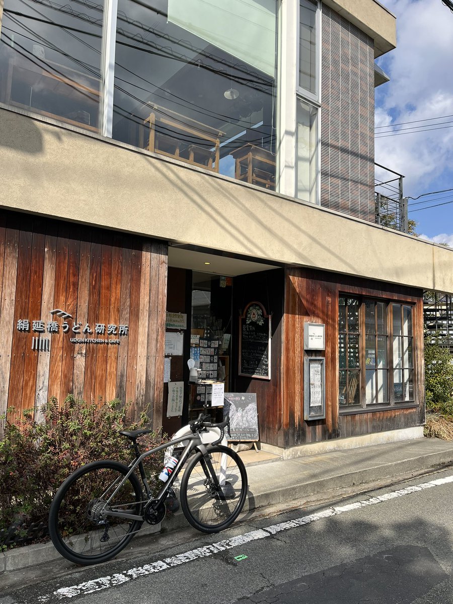 checkpointsl's tweet photo. うどんライド。ご馳走様でした🙏
 #checkpoint #ポタリング https://t.co/pCIy6HgtuU