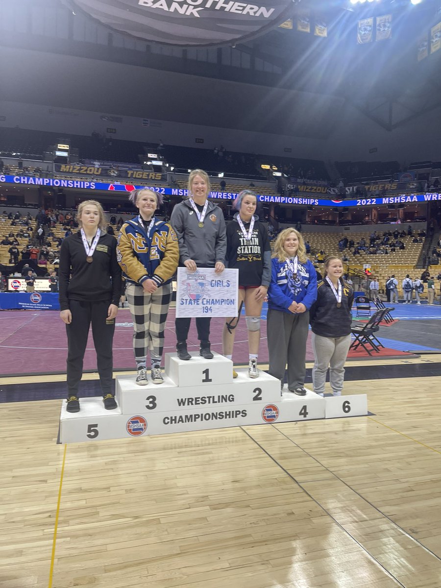 First time in Platte County Girls Wrestling, your champ! At 194, Kaylyn Munn!