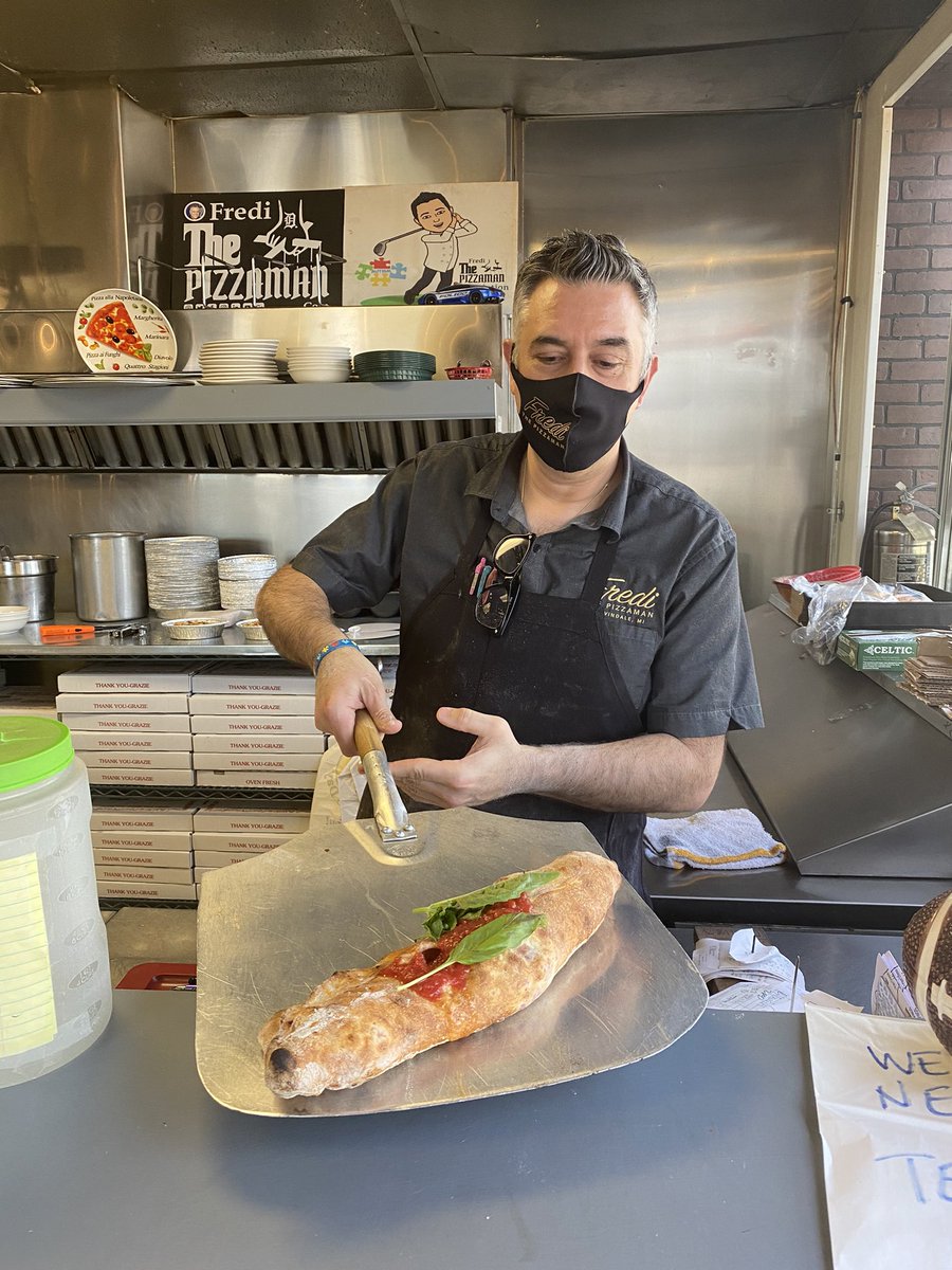 dbz99's tweet photo. @chefsymon @FrediThePizzamn No Debate necessary here in the D‼️ 🍕Maestro #bestintheD https://t.co/9LxhzWVHER