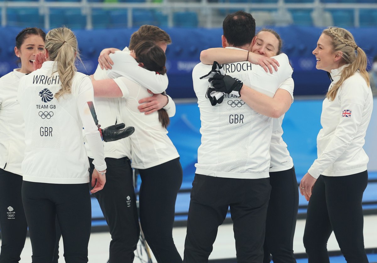 The first Team GB curling gold in 20 years 🙌

#TeamGB | #Beijing2022