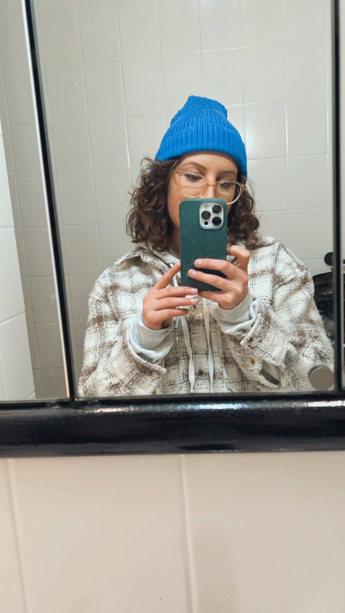 Oh and I chopped my hair off✂️