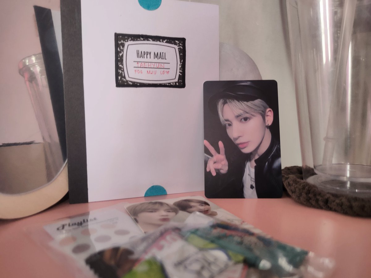 selahmorie's tweet photo. omg, he finally came home T.T
1 here, 4 more!
thank you so much po!
@mori_cart #mocafeedback https://t.co/S5EFJqNKZJ