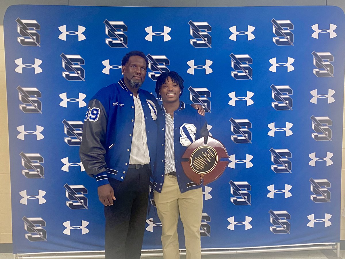 Eli D. Bertrand tweet media