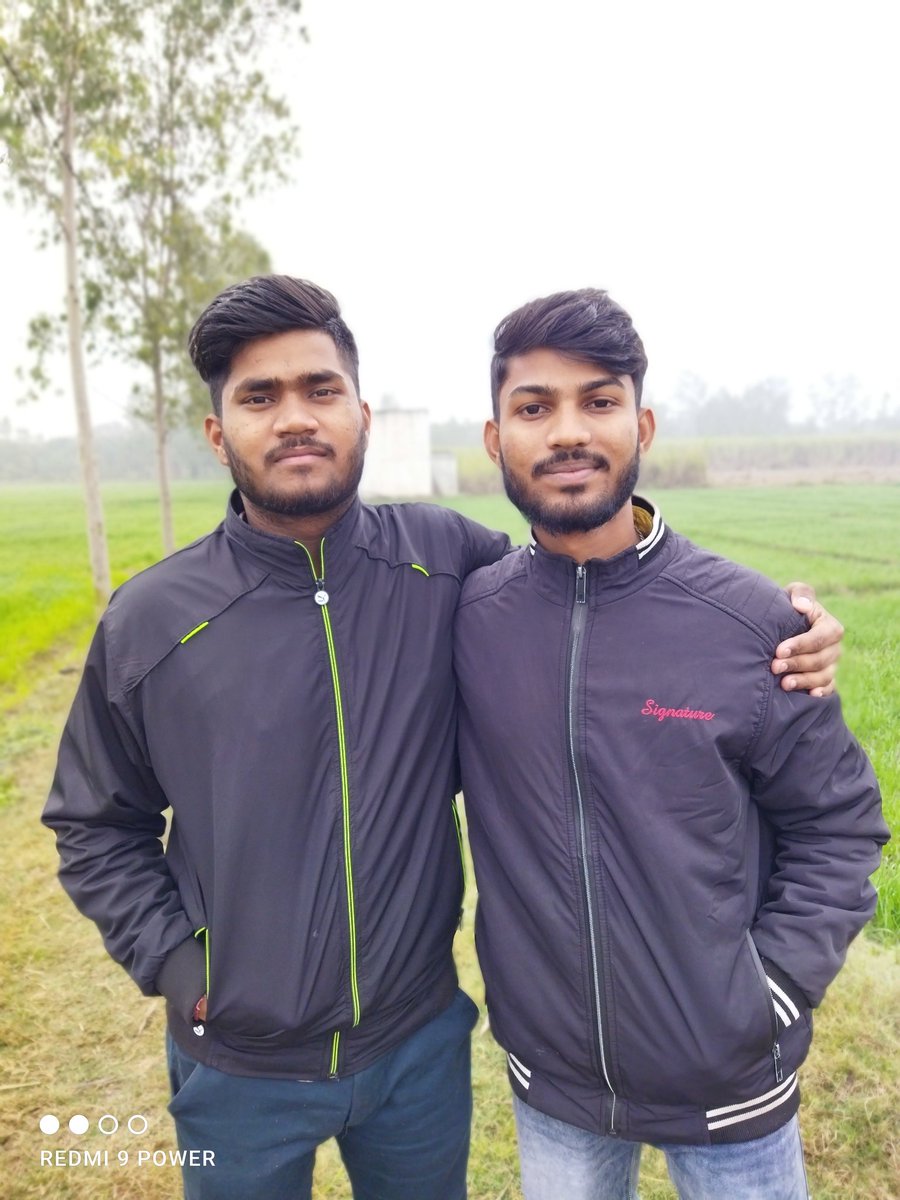 CYSSKuldeep's tweet photo. जन्मदिन की ढेरों शुभकामनाएं मेरे भाई, ईस्वर तुम्हे दुनियाभर की तमाम खुशियाँ दे, तुम्हारी जायज़ सब मांगो को पूरा करें। युही निरंतर छात्रों के हक की आवाज़ उठाते रहो।❤️🎂💐
@Kumarvipin_Cyss https://t.co/nAfLLWZcXg