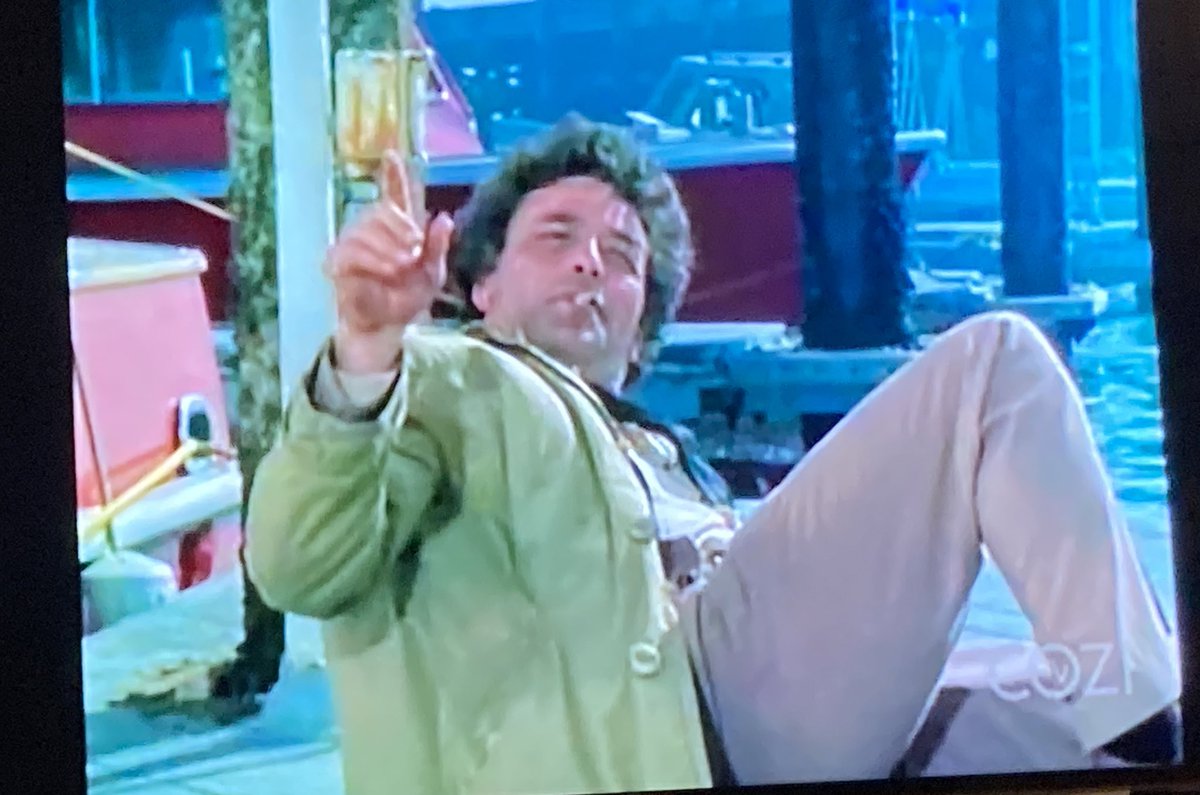 𝔱𝔥𝔞𝔫𝔎 𝔤𝔬𝔡 𝔦𝔱’𝔰 𝔣𝔯𝔦𝔡𝔞𝔶! tweet media