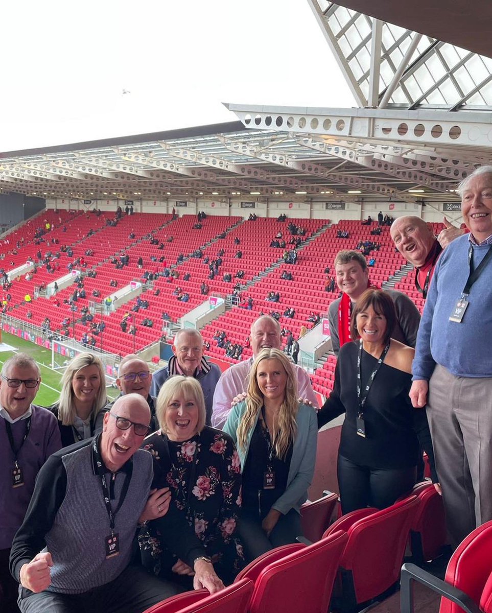 SarahLouOffical's tweet photo. @BristolCity https://t.co/MWCo0LMPys