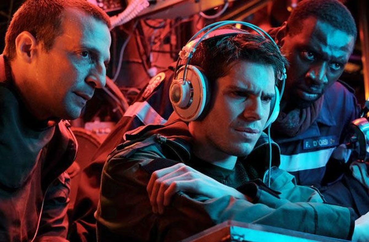 NetflixFR's tweet photo. Silence.

Le Chant du Loup (2019), l’envoûtant film d’Antonin Baudry, est dispo. https://t.co/UhMfGQFG9W