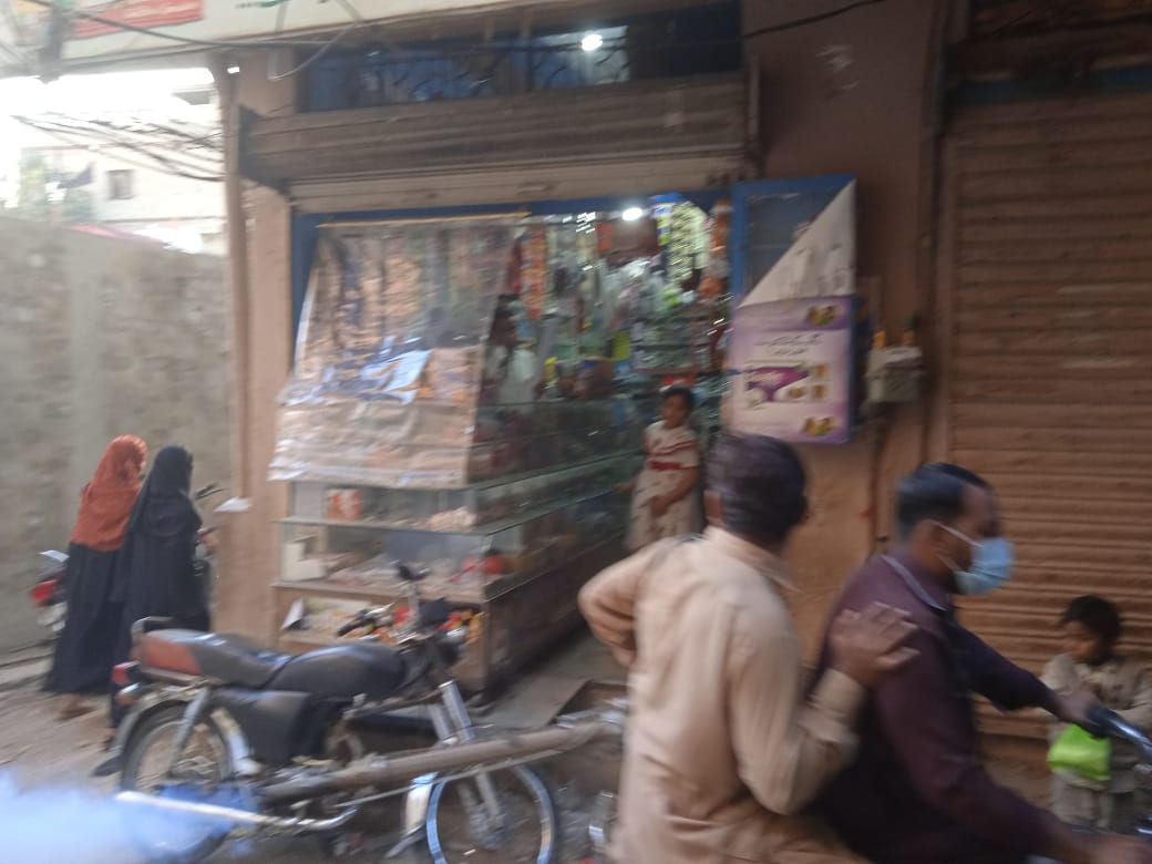 SMCSukkur's tweet photo. Yesterday on direction of the worthy administrator &amp; municipal commissioner SMC fumigation spray was carried out in UC No:1.
#AbHogaSaafSukkur
@BRArsalanSheikh @DrAnamArsalan @AseefaBTeam @ExploreSukkur @BBhuttoZardari @SindhDepartment https://t.co/3FGr5W3Gor