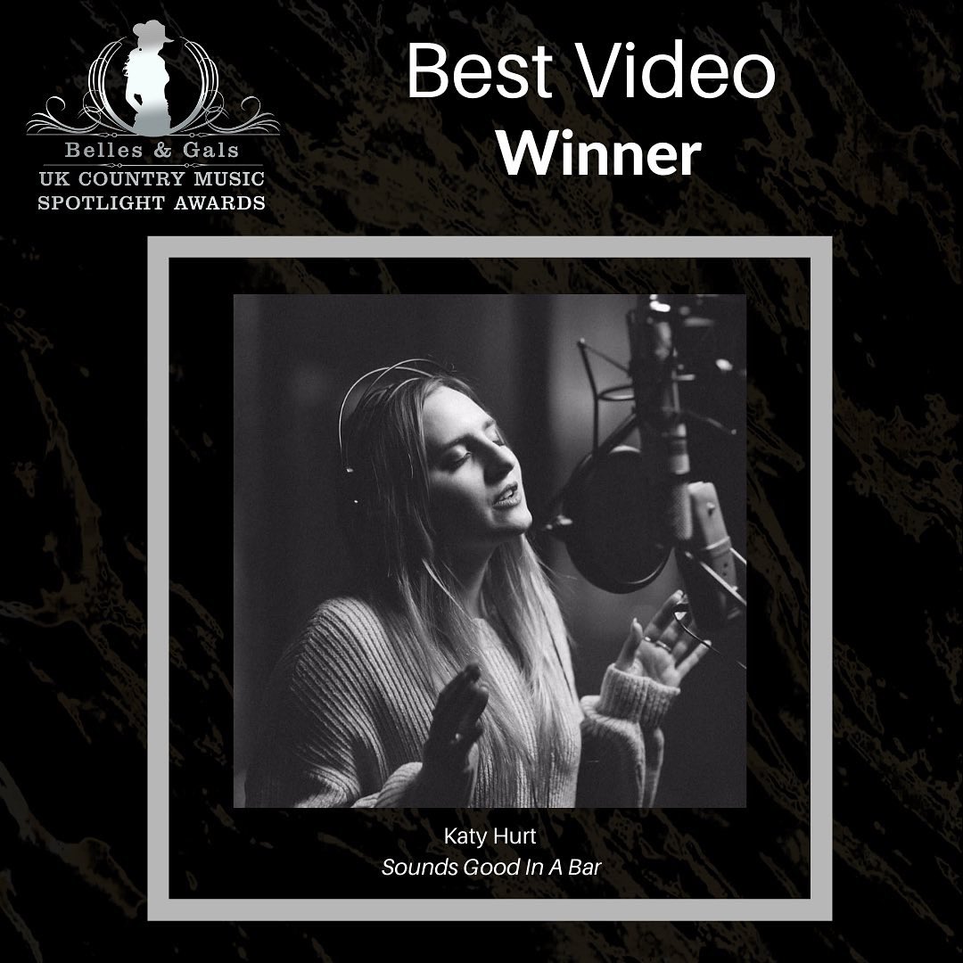 BellesandGals's tweet photo. Hereโs to the 2022 #UKCMSA Winners! Big thank you to @vicallenmusic, @dannymcmahonuk and @morganwayband and to our incredible sponsors, @voice.ofawoman @countrychatwithdom Craig Taylor from @rossendaleradio @dcbrownlive @tamo_graphy - Part 3! https://t.co/Fwl8Kot13f