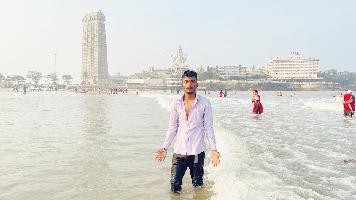 Guddu_Thakur12's tweet photo. #Enjoy
#Full_Fun
#Marudeshwar_Temple_nd_Beach https://t.co/lsCafazH2c