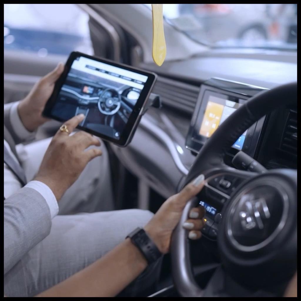 sidpatankar's tweet photo. Sponsored - India's leading OEMs are working hard to make your next car purchase more efficient, convenient and fun. Here's a sneak peek of what to expect while you buy your next car! #Interverse22 https://t.co/PxbirH1zTR
