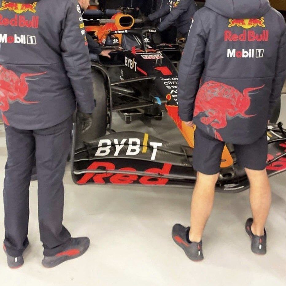 UNTIL_NFT's tweet photo. レッドブルF1のスポンサーにBYBITが！ https://t.co/0dEl5Xk2Ol