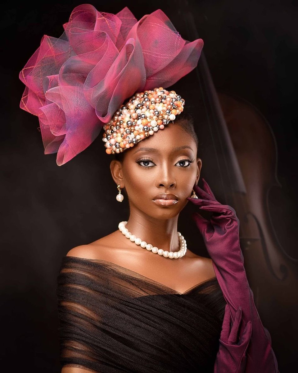 thefunkeoguns's tweet photo. Hi,😊 I am The Funke Ogunsanya. Also known as Funke the Muse. I’m a MODEL, I’ve got quite a pretty gallery. Here’s a thread of  few of my pictures. Please help retweet. Another time putting my work out here 🥺 https://t.co/QyBusZA2jb
