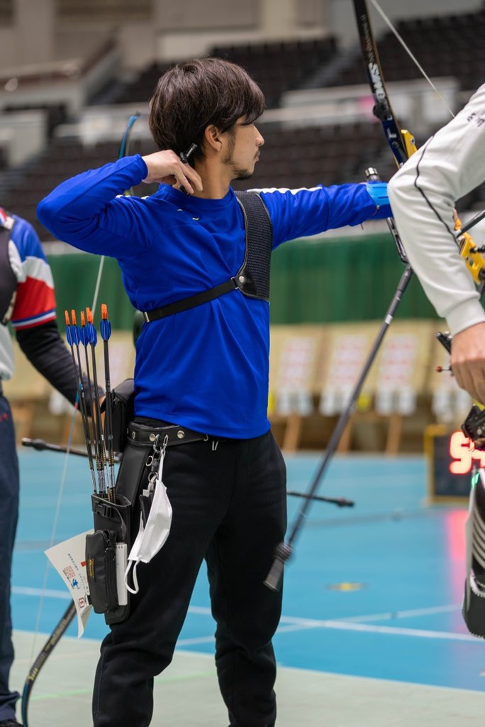 ダイナスティ DYNASTY アーチェリー アジャスタブルVバー未使用 くち