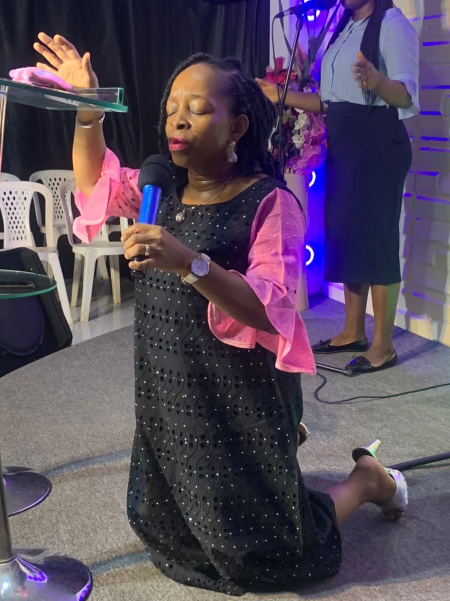 tremilorin's tweet photo. “O come, let us worship and bow down: Let us kneel before the LORD our maker.”
Psalm 95:6 KJV https://t.co/z9eOdSYRCc