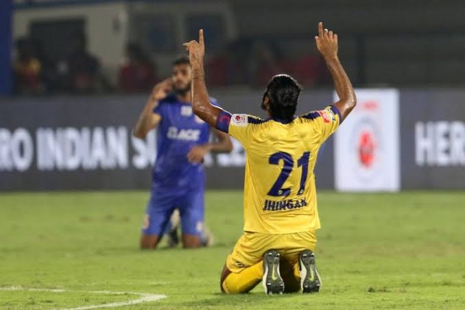 Football5Freak's tweet photo. Just starting the Hashtag!
#Bringbackjerseyno21
If you agree, tweet with the same Hashtag. Let's see if we can do something
#KBFC #YennumYellow #ISL https://t.co/AxlL0GmUC4
