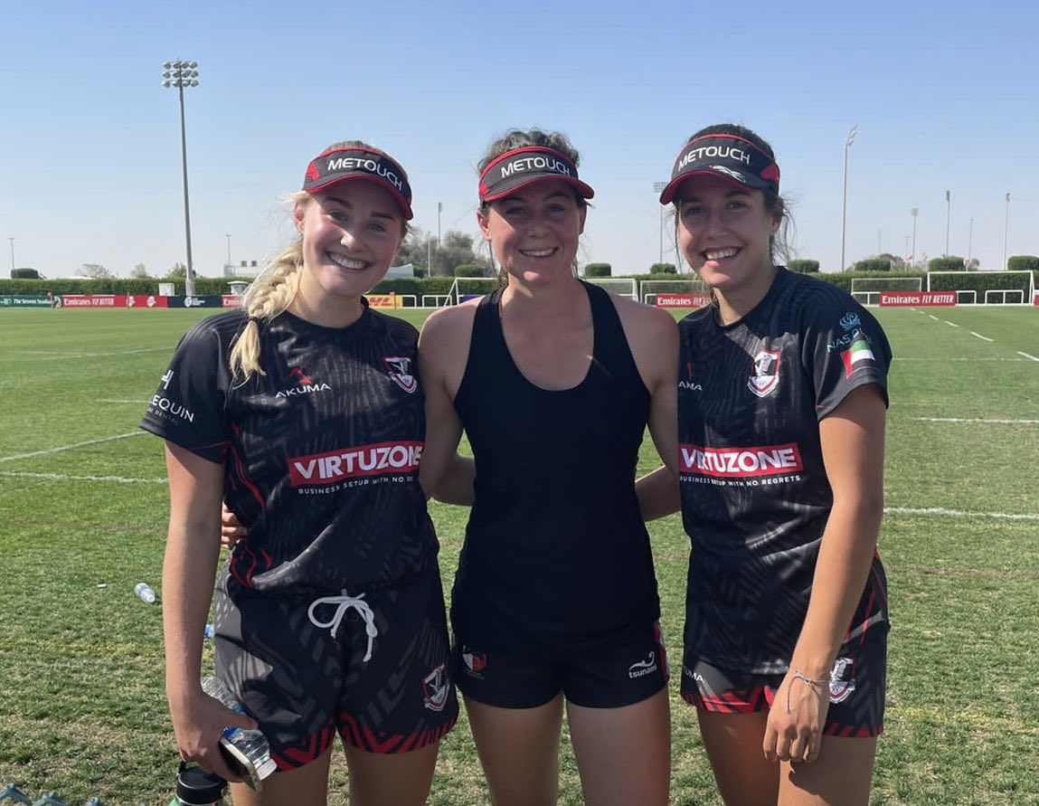 AbuDhabiOn's tweet photo. So cool to see our Middle East Touch crew repping at rugby 7s in DXB this weekend ๐๐ช๐ฝ๐ #Touch Nice work #passpasspass #skillsmatter https://t.co/4uaF8w9iEM