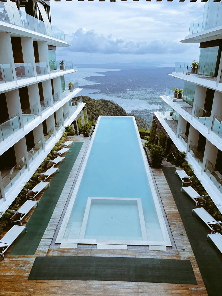 jc111426's tweet photo. Bakasyon muna.
Hihi.
#HappyFirst https://t.co/sD4i78M24f