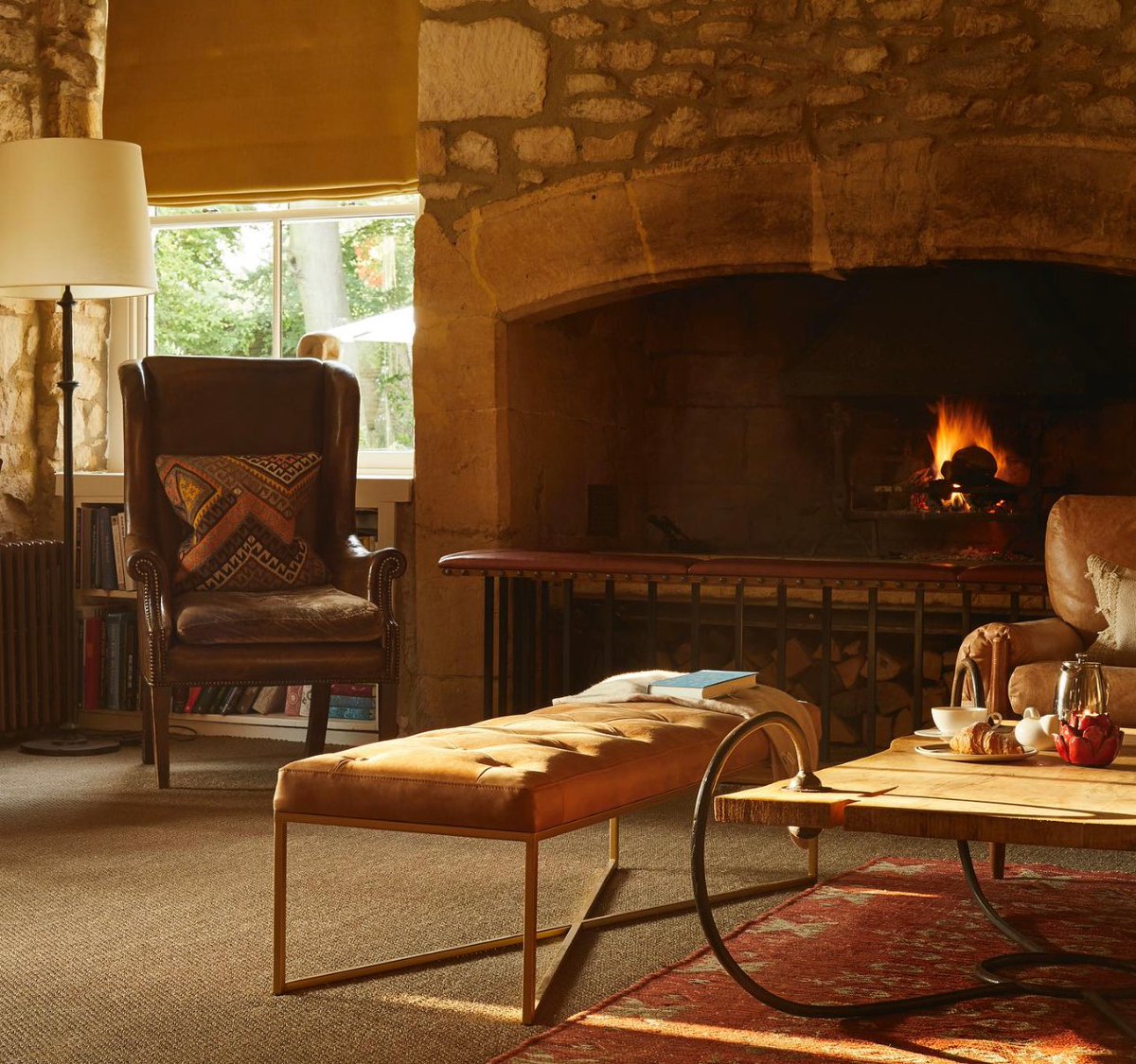 DormyHouse's tweet photo. The hotel that hygges ✨ Not that we need an excuse, but as it’s National Comfy Day you’ll find us here cuppa in hand, sinking into squidgy sofas and soaking in every last moment of Sunday ☕️🔥
.
#nationalcomfyday #hotelthathugs #dormymoments https://t.co/49ywUVPxLL