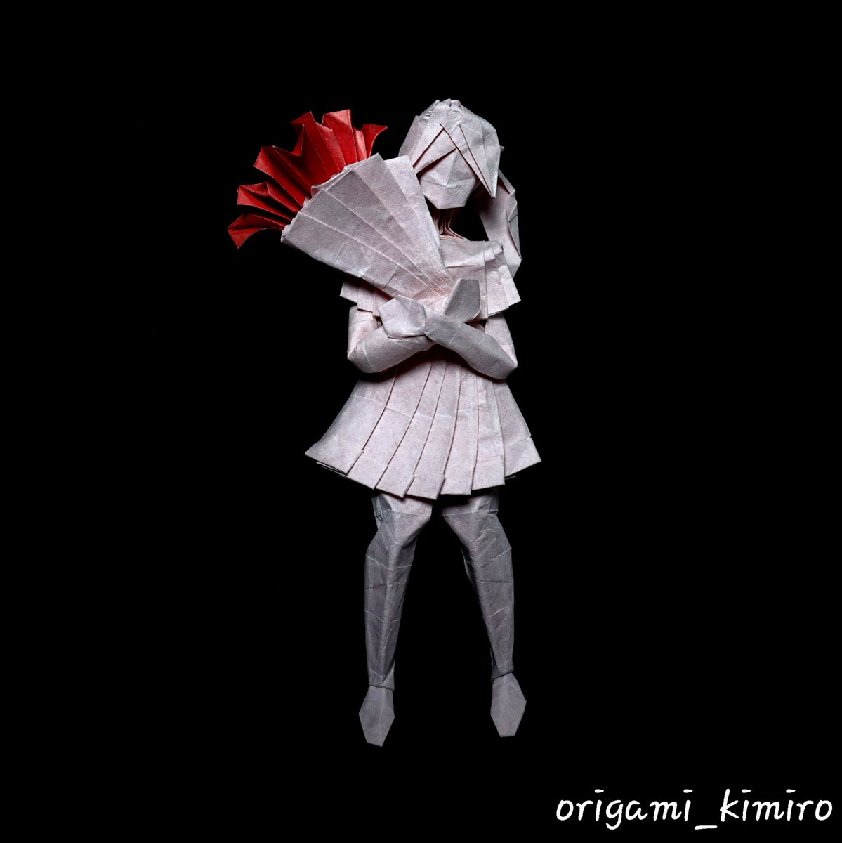 Girl with bouquet
Designed and folded by me