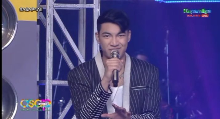 iLoveDarren_24's tweet photo. @ASAPOfficial Yeyy!! Double Trending again for Darren!! Congrats D! See you again next Sunday!
SolidSunday WithDARREN
#DarrenEspanto @Espanto2001
#ASAP4All https://t.co/z2bfto8wmo