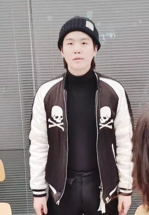 yoongi pics tweet media