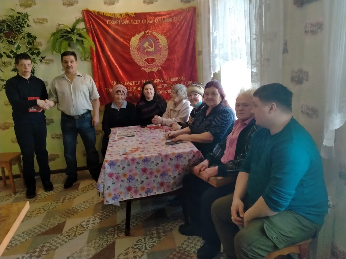 ❗❗❗
1⃣ С 23 ФЕВРАЛЯ #КПРФ #ОМСК ПОЗДРАВЛЯЕТ ЗАЩИТНИКОВ ОТЕЧЕСТВА #ИванФедин ☑ 
СВОДНАЯ КОММУНИСТИЧЕСКАЯ БРИГАДА ЦЕНТРАЛЬНОГО И КИРОВСКОГО ОКРУГОВ УСТНО И ОТКРЫТКАМИ НАПОМНИЛА ОМИЧАМ О НЕЗАБЫВАЕМОЙ ДАТЕ 
2⃣ Прием в партию 20 02 2022 КРАСНЫЙ ТЮКАЛИНСК 
#КПРФ -АЛЬТЕРНАТИВА #Едру