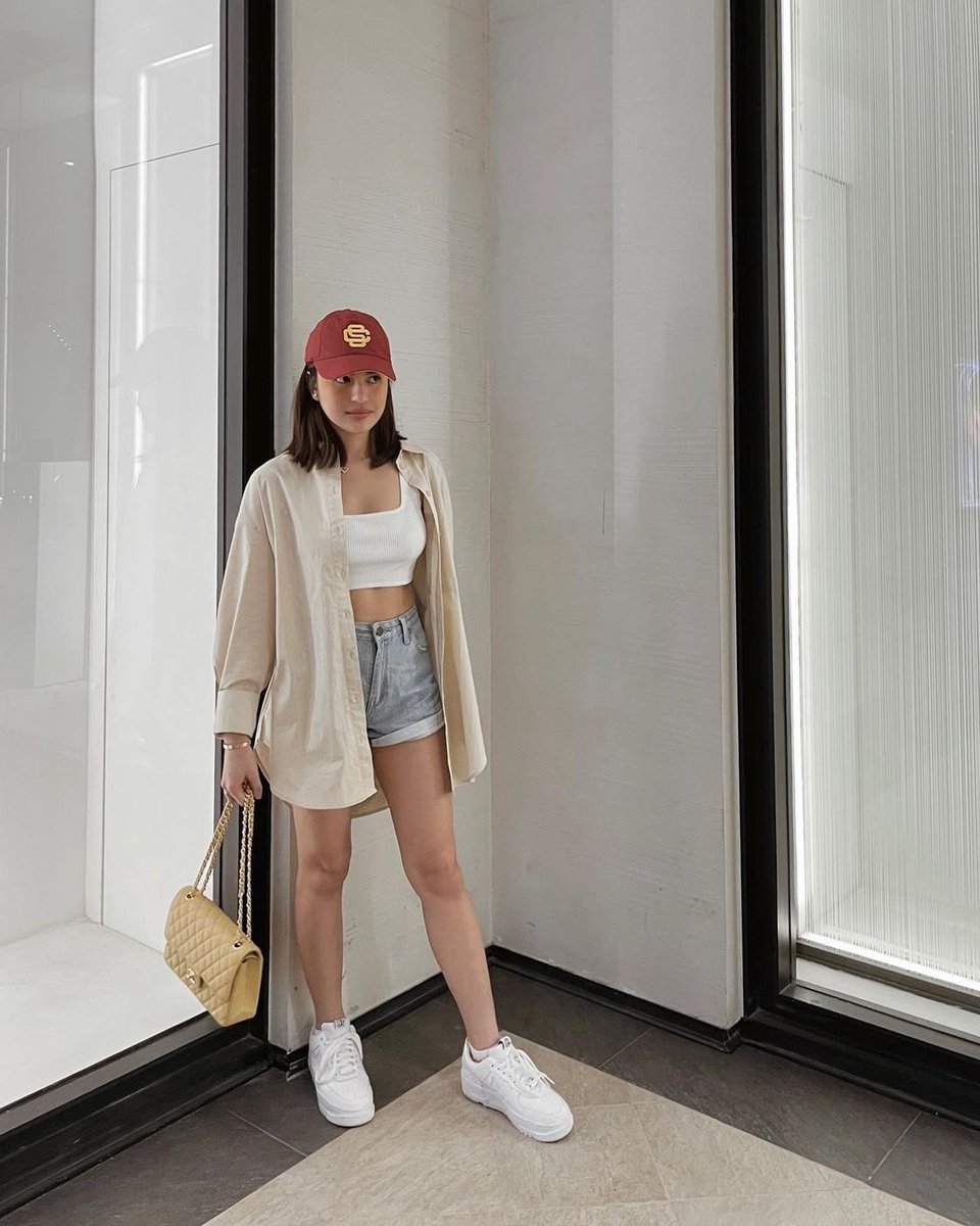 JulieVidMEDICS's tweet photo. JulieVid and their style 💛

#JulieAnneSanJose | #DavidLicauco https://t.co/CSB16Fj6vK