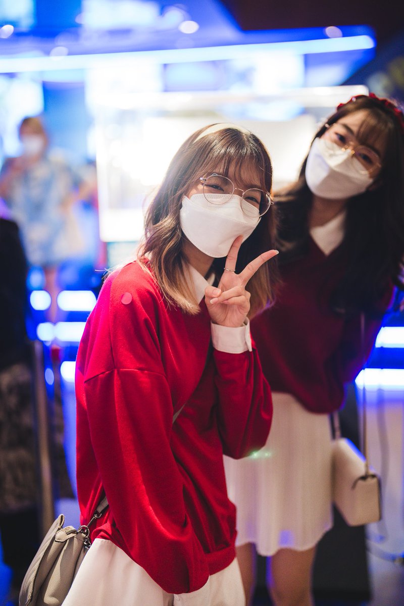 ssxndii_39's tweet image. สองสาวชุดแดงง เย้ @GunASTERidol 
เดี๋ยววันนี้นุไลฟ์นะค้าบบ ตอน 4 ทุ่มเช่นเคย อ้อนวอนคนใจดี เข้ามาช่วยยอดนุ้งที่ขาดอย่างล้นหลามกันได้นะงับบ 🥺🥺
ID : 98332054
ที่ Mico Live

#sandybbear #แคปหมีง่วง