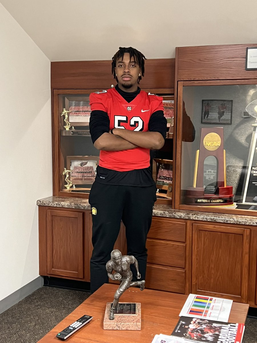 Had an amazing visit at North Central college today!! Big thanks <a href="/CoachDierking/">Shane Dierking</a> <a href="/CoachSpence_NCC/">Coach Spencer</a> <a href="/CoachJanecek/">Tim Janecek</a> for having me!
