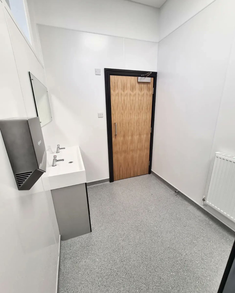 snjoinery's tweet photo. Phase 1 of 4 of A full washroom refurbishment project at a Nottinghamshire school that we successfully tendered for.
Design, manufacture and installation of our own  Solidgrade laminate washroom fittings.
#washroomdesign #washroom #education #schoolwashroom #schoolinterior https://t.co/zbzHzvpHUf