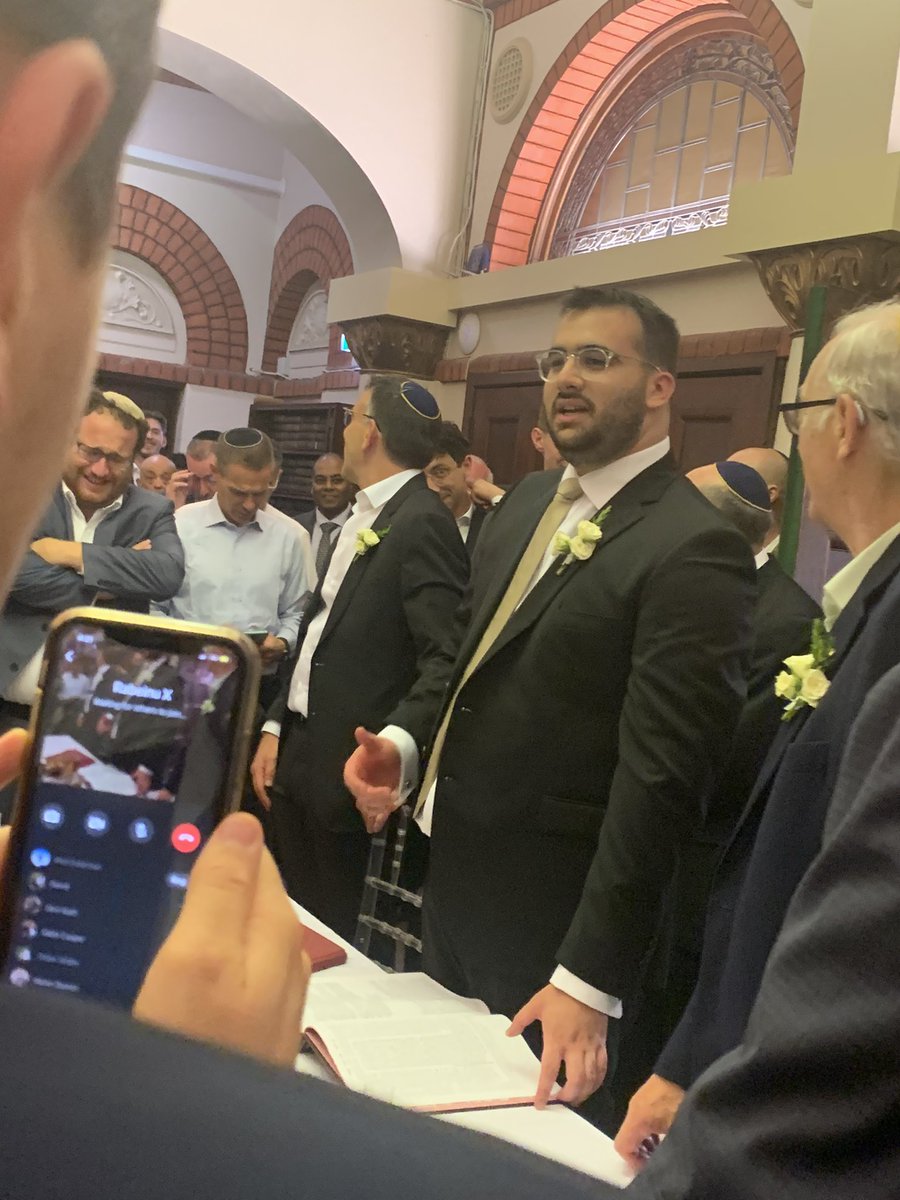 Gabe2Eli's tweet photo. A beautiful address to the crowd by gabe https://t.co/CS6bJTKmIa
