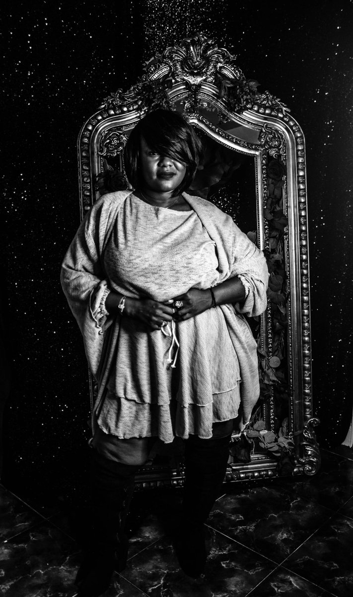 LoveCharlieRay's tweet photo. Saturday Nights Vibes✨

Shop @LoveCharlieRay 

Charlie Ray
Living A Life Styled

#charlieray #styleup #blackfashion #blackhistory #blackdesigners #womanowned #blackbusiness #blackgirlmagic #blackgirljoy #blackcreator #blackexcellence https://t.co/0ZdTWMeUoN