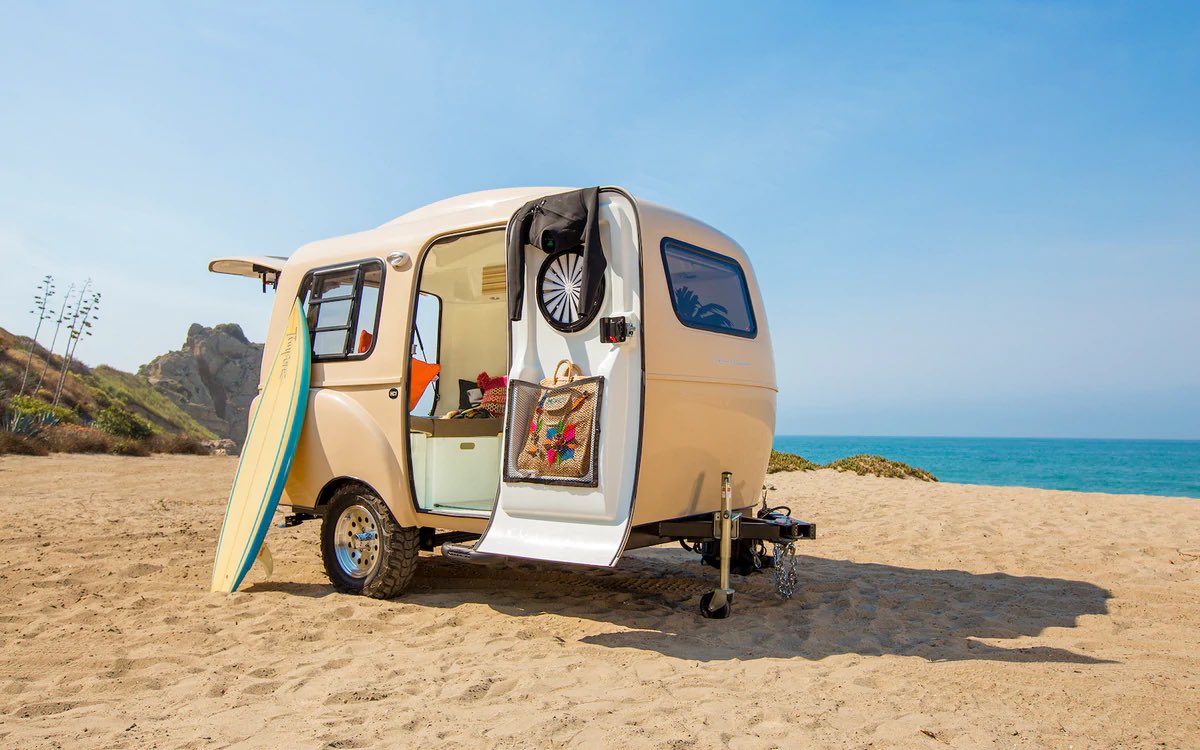 marcuslemonis's tweet photo. Win this @HappierCampers ..I’ll pick one winner with the best suggestion of who we could collaborate with on design…Must use #HappierCamper and tag the company we should work with https://t.co/kF8fDxh0DG