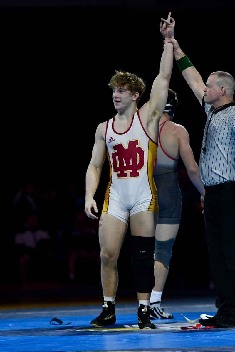 emd_wrestling's tweet photo. Brody Baumann and Gabe Sollars are back to back IHSAA STATE CHAMPIONS!!! #WeAreMD 📷 @punchwar https://t.co/cYuLWenq3t