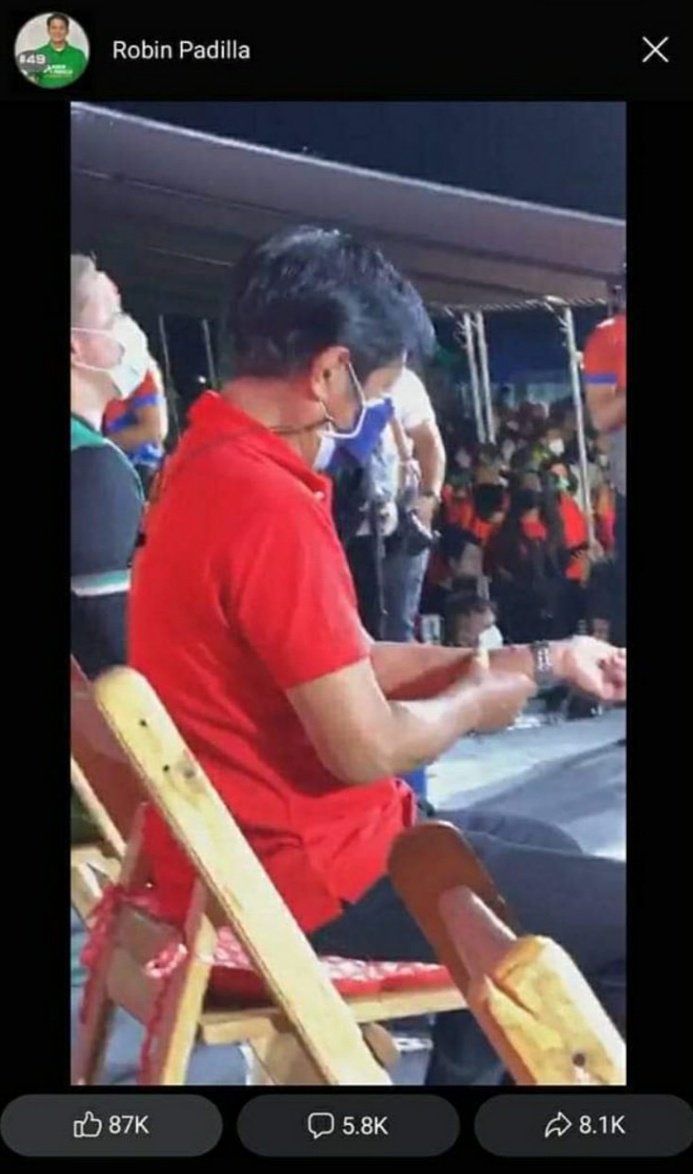 HatePinkachu's tweet photo. To the pigs who have been saying its edited, here's another photo posted by Robin Padilla. Looks more real to me than your supposed "real photo"

NAGKAKAISANG PILIPINO
#StrongerUNITEAM https://t.co/juUhtmZ2eo
