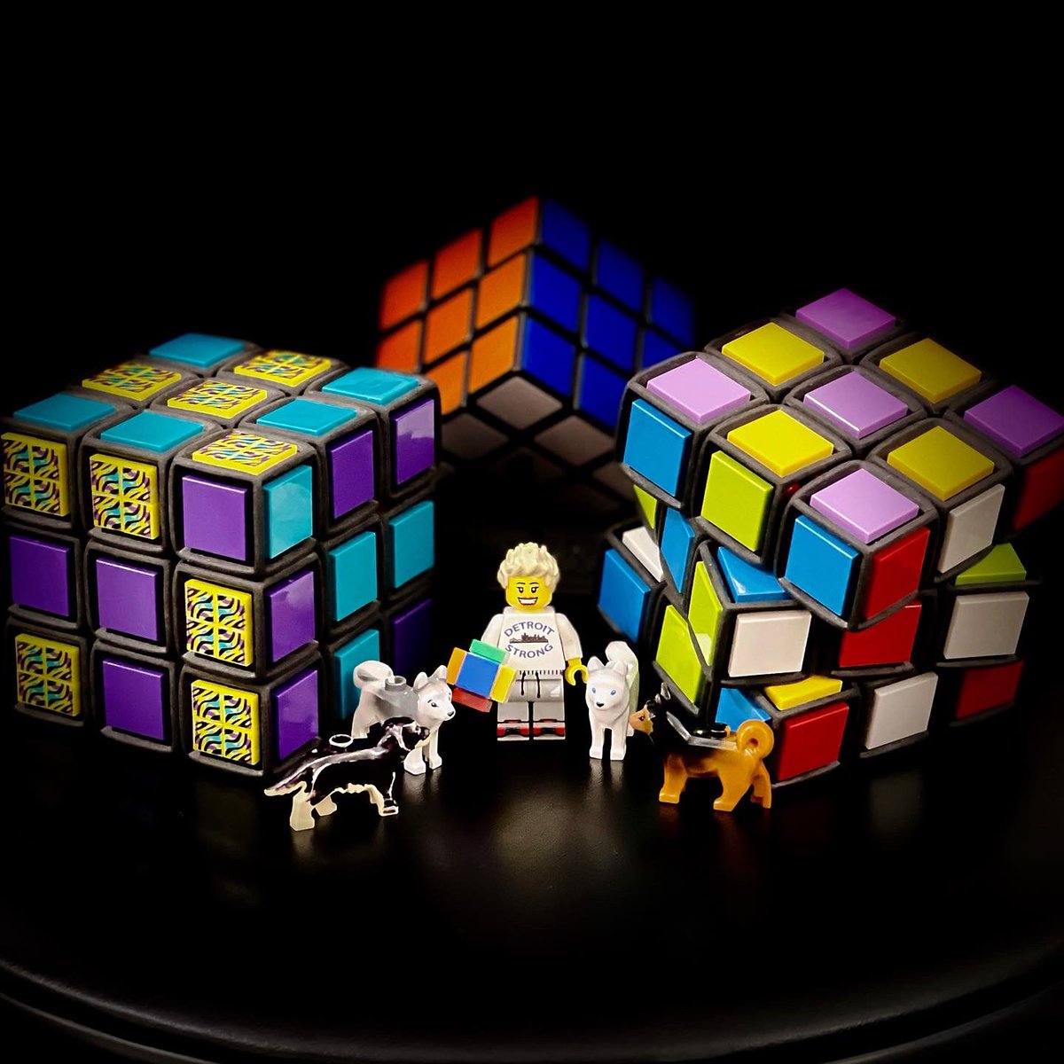 9BrickCity's tweet photo. 💠🧊💠🧊💠🧊
The #rubikscube or ruBricks Cube🧊#SaturdayNightLego
Addition to #legogames
#buildwhatyouknow #createinspireexplore with your @lego You never know what you can do until you try! #justtry #justdoit
#legomoc #legominifigures #maya #nadiaroseknows #rudy #cooperjames https://t.co/eB54IlODpD