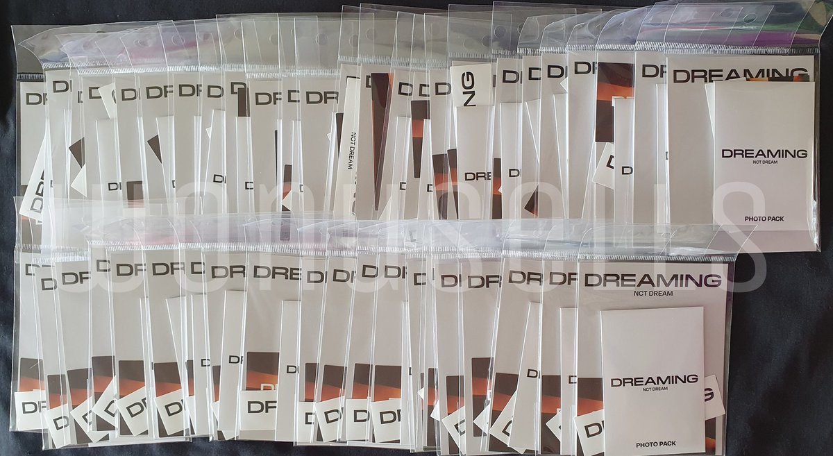 wonusells_'s tweet photo. [ 📢 ] #wonuupdates

↠ universe md photo + luggage sticker set (dreaming) arrival. https://t.co/OZe1ujU0Hi