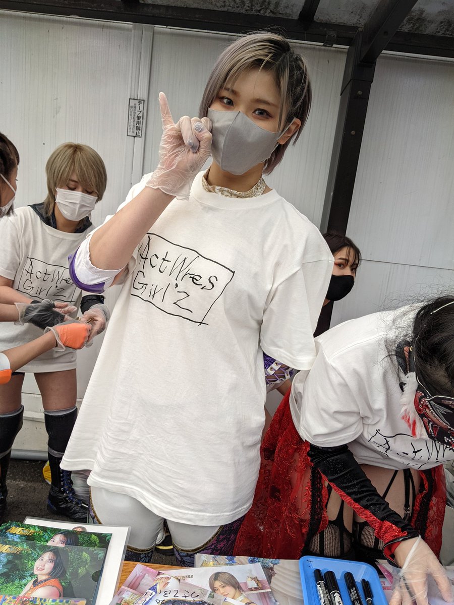 Chris2KLee's tweet photo. Wild Bunny and Kouki portraits, they made a great tag team today! #AWG #GPSpro #アクトレスガールズ https://t.co/soOJ6X2LMU