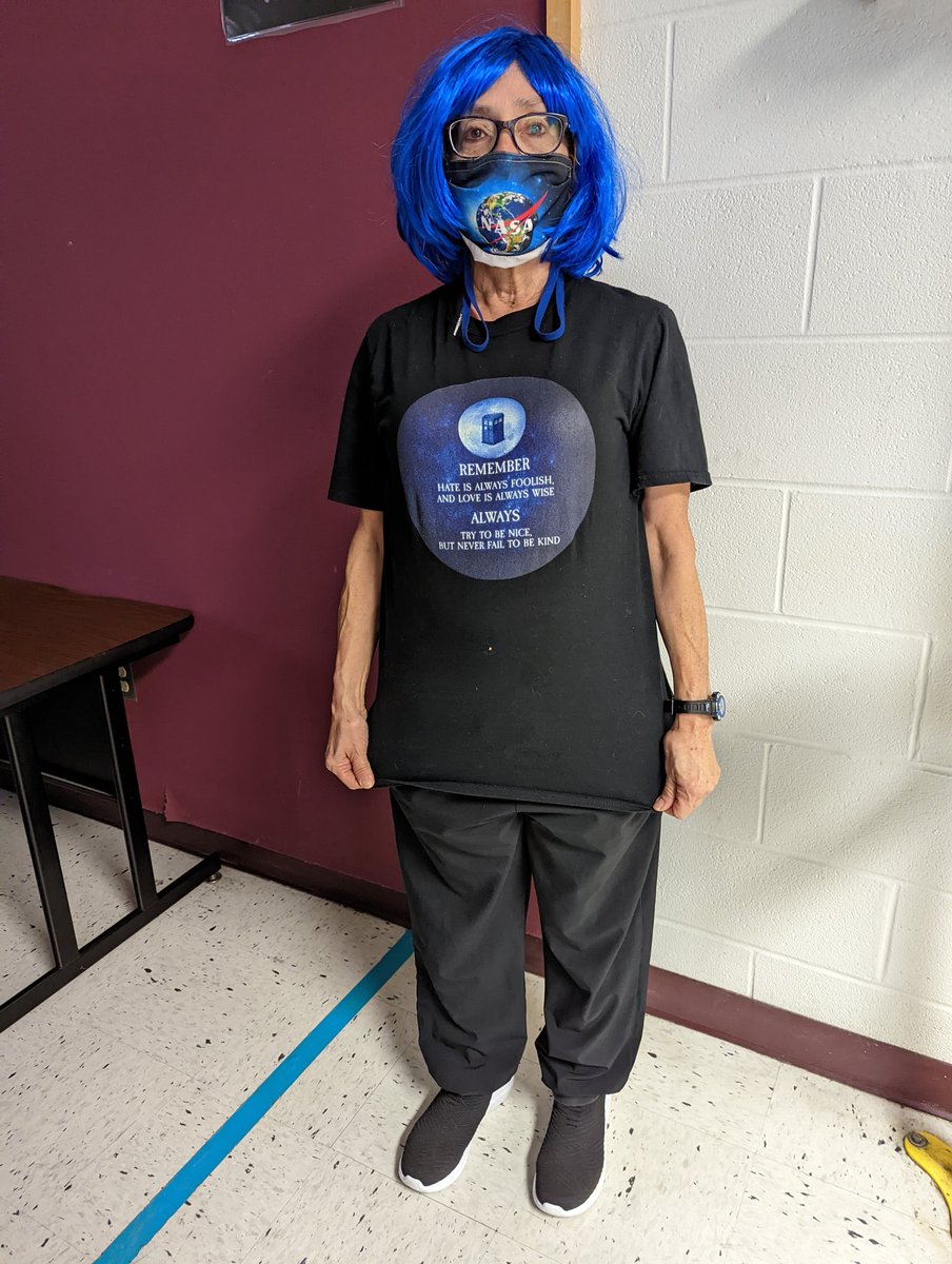 acfreeman7's tweet photo. This wk &amp;  next wk we are celebrating Random Acts of Kindness. 1 of my Ss  &amp; I were in sync ♥️
@NISDRawlinson 
@NISDMSScience 
@NISD 
@NISDSpecialEd https://t.co/HGV4Km1DVh