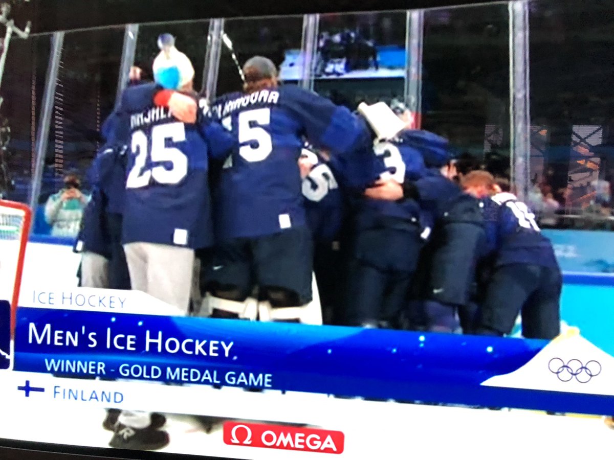 elinavalkama's tweet photo. Ihanaa, Leijonat, ihanaa! Mikä päätös olympialaisille 🥇🔥🏆

#Leijonat #olympialaiset #olympiakisat  #Peking2022 #Beijing2022 https://t.co/W1hbLY5aAe