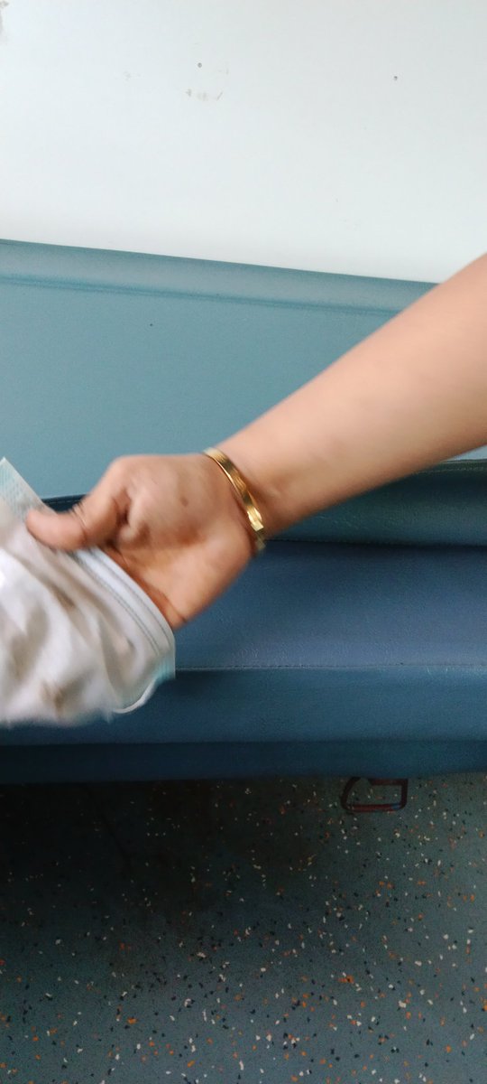 parashar_com's tweet photo. Train no. 12919 Malwa Express coach AE 1 No cleanliness of seat coach and even toilets are pathetic very sad.
@RailMinIndia @RailwaySeva @IRCTCofficial https://t.co/WpKSMRqo7w