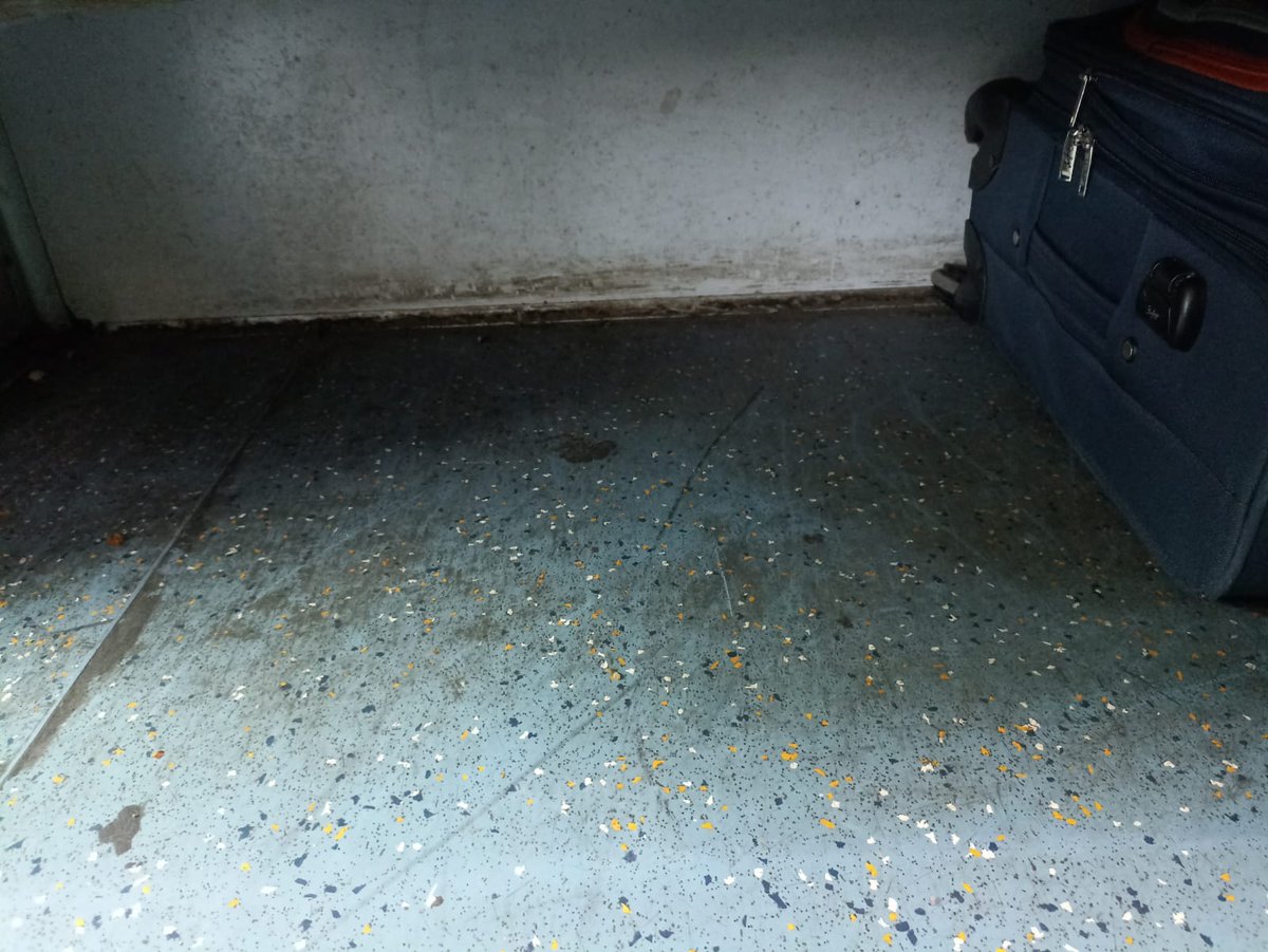 parashar_com's tweet photo. Train no. 12919 Malwa Express coach AE 1 No cleanliness of seat coach and even toilets are pathetic very sad.
@RailMinIndia @RailwaySeva @IRCTCofficial https://t.co/WpKSMRqo7w