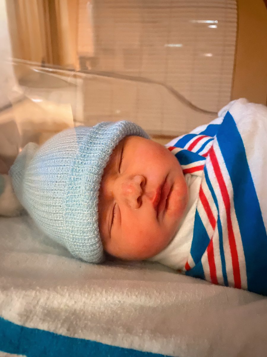 micdrop999's tweet photo. Introducing to the TL the most perfect boy I have ever laid eyes on 💙 my heart is bursting with so much love. https://t.co/llQNB9hb3E