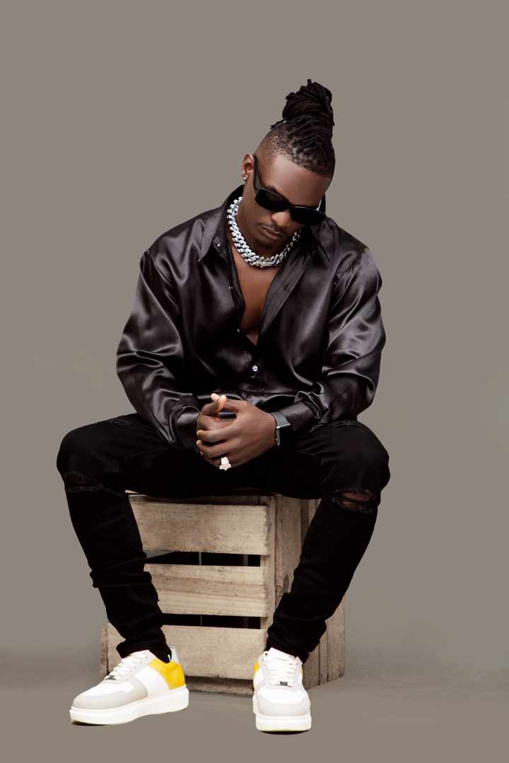 Ovie_K's tweet photo. Happy Birthday King bwoi🤒🤒 @bobbylash_b2c https://t.co/e2lCtoORTi