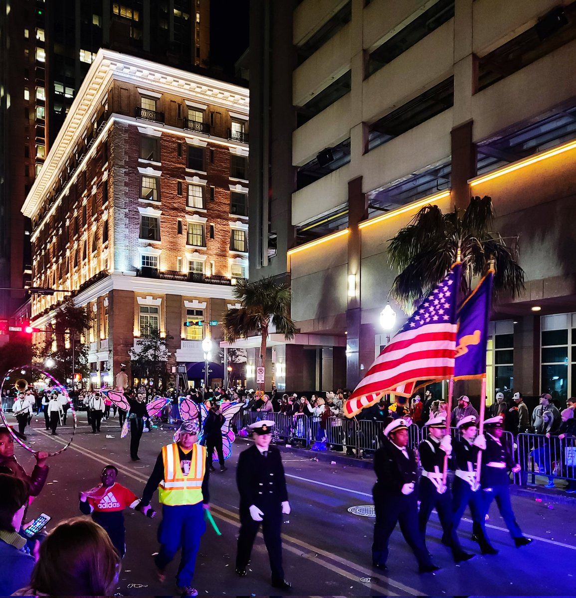 Loving that Mardi Gras...Mobile Style

#MardiGras #mobilealabama #mystics 
<a href="/Rose_Ann_Haven/">WKRG Rose Ann Haven</a> @CassieFambro @TaylorSarallo <a href="/LeniseLigon/">Lenise Ligon</a> <a href="/newsgirlalison/">Alison Spann</a> <a href="/thisisourmobile/">This Is Our Mobile</a> <a href="/DowntownMobile/">Downtown Mobile</a> <a href="/MorningsAtWKRG/">WKRG News5 This AM</a> <a href="/thisisalabama/">This is Alabama</a>  @Kelly_WPMI <a href="/CBSNews/">CBS News</a>